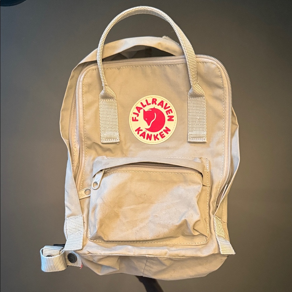 Fjallraven Kånken Green Backpack